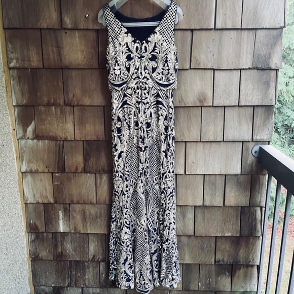 R&M Richards Womens Sequined Evening Navy Gold Maxi Gown Dress Size 6 - Picture 10 of 15
